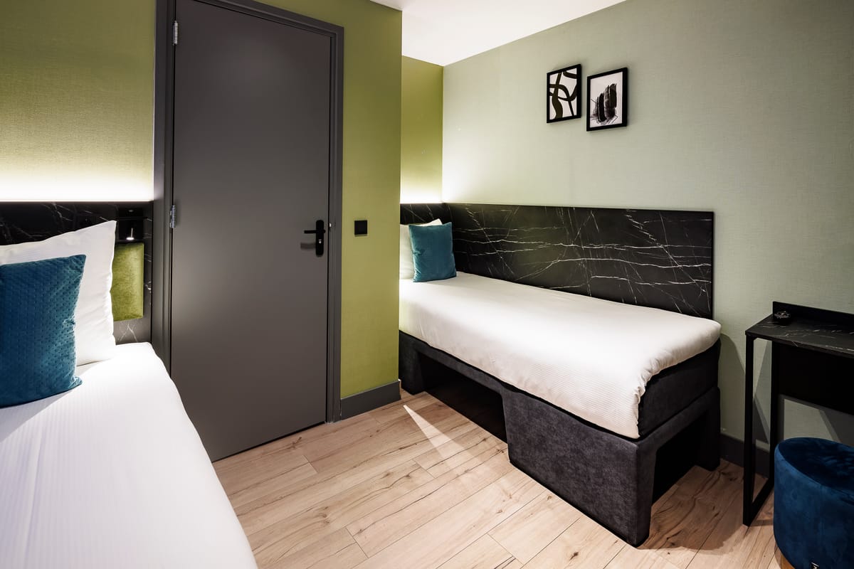 Ciao Papa Hotel Amsterdam Central Station — 4