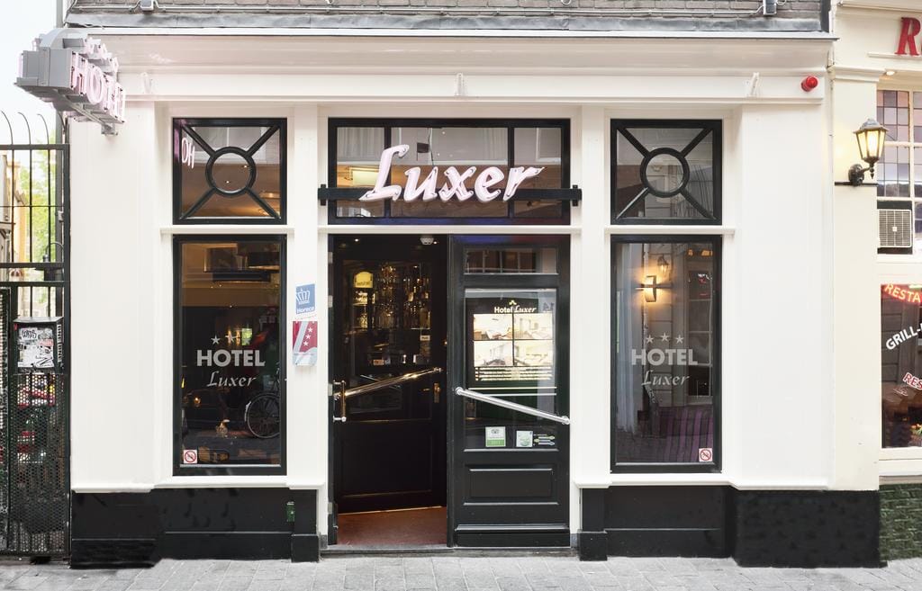 Hotel Luxer — 1