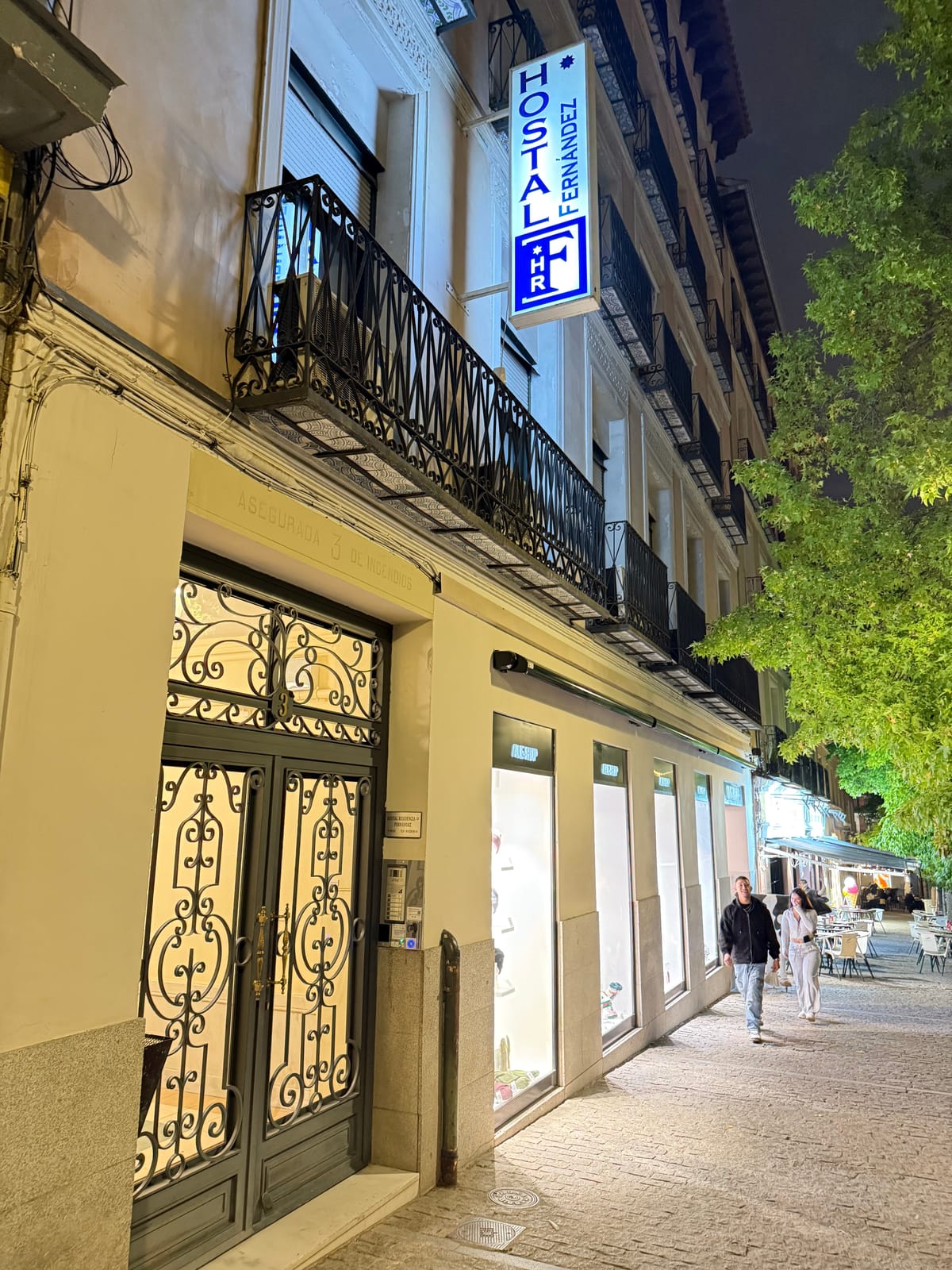 Hostal Residencia Fernandez — 2