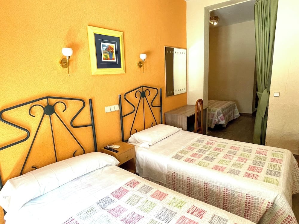 Hostal Residencia Fernandez — 5