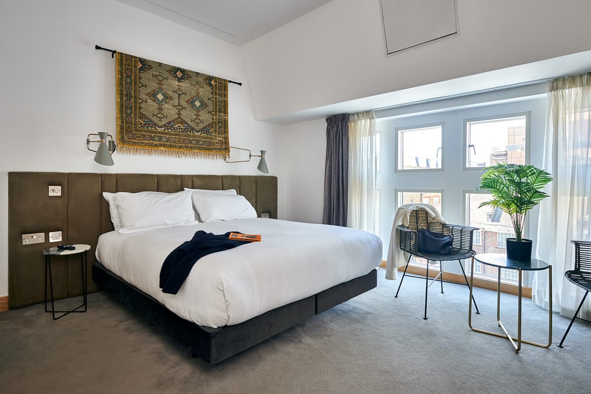 Líbere London Edgware Road — 1
