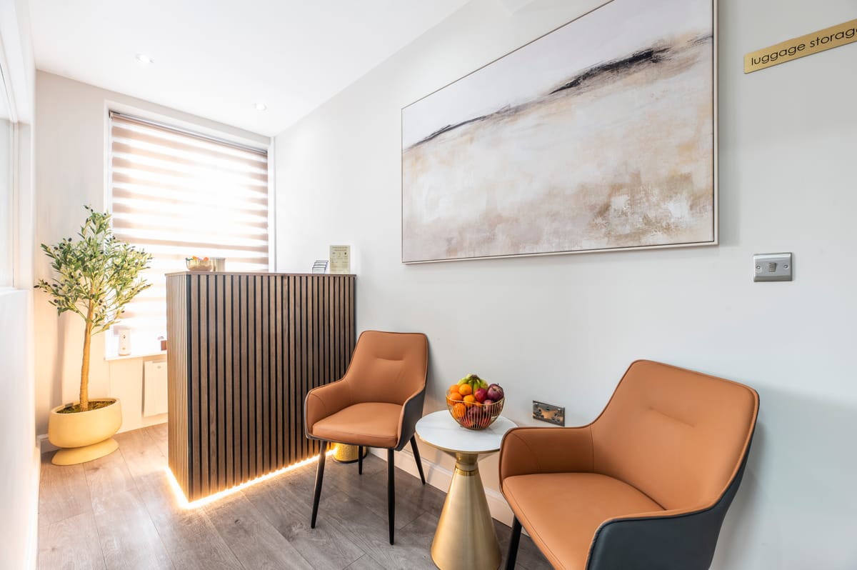 Marina Hotel London — 5