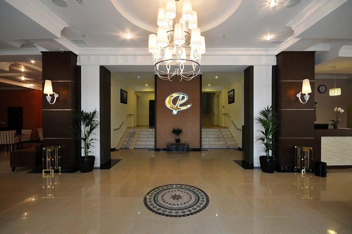 Central Park Hotel — 2