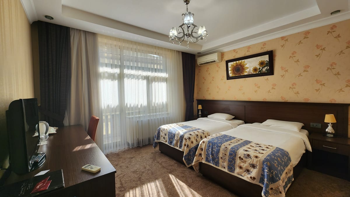 Central Park Hotel — 4