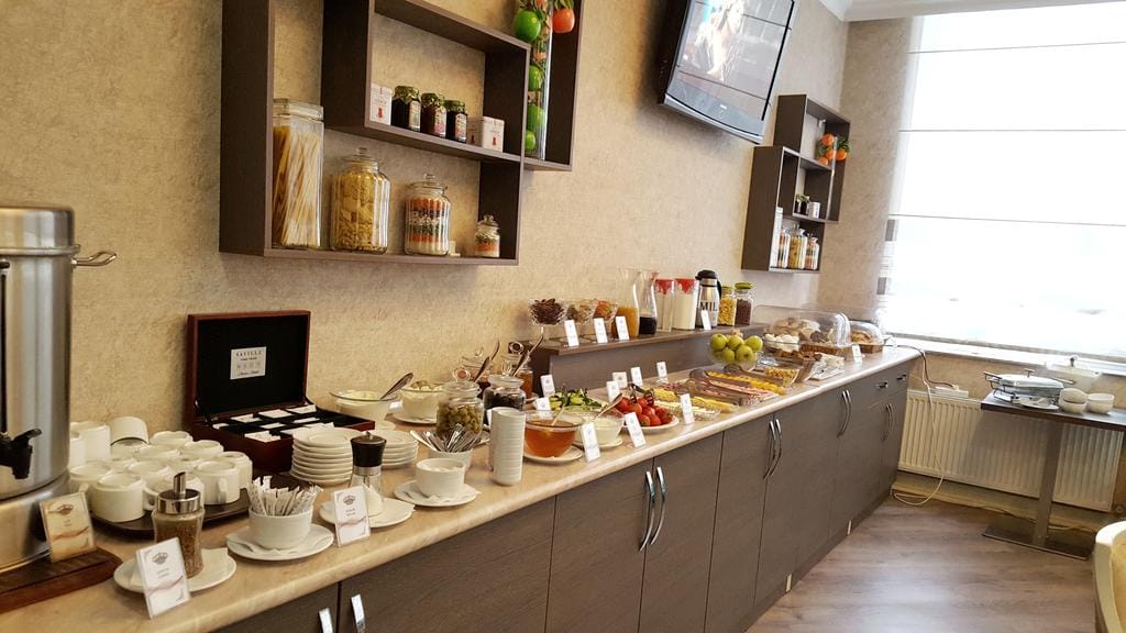 Hotel Empire Business Baku — 3