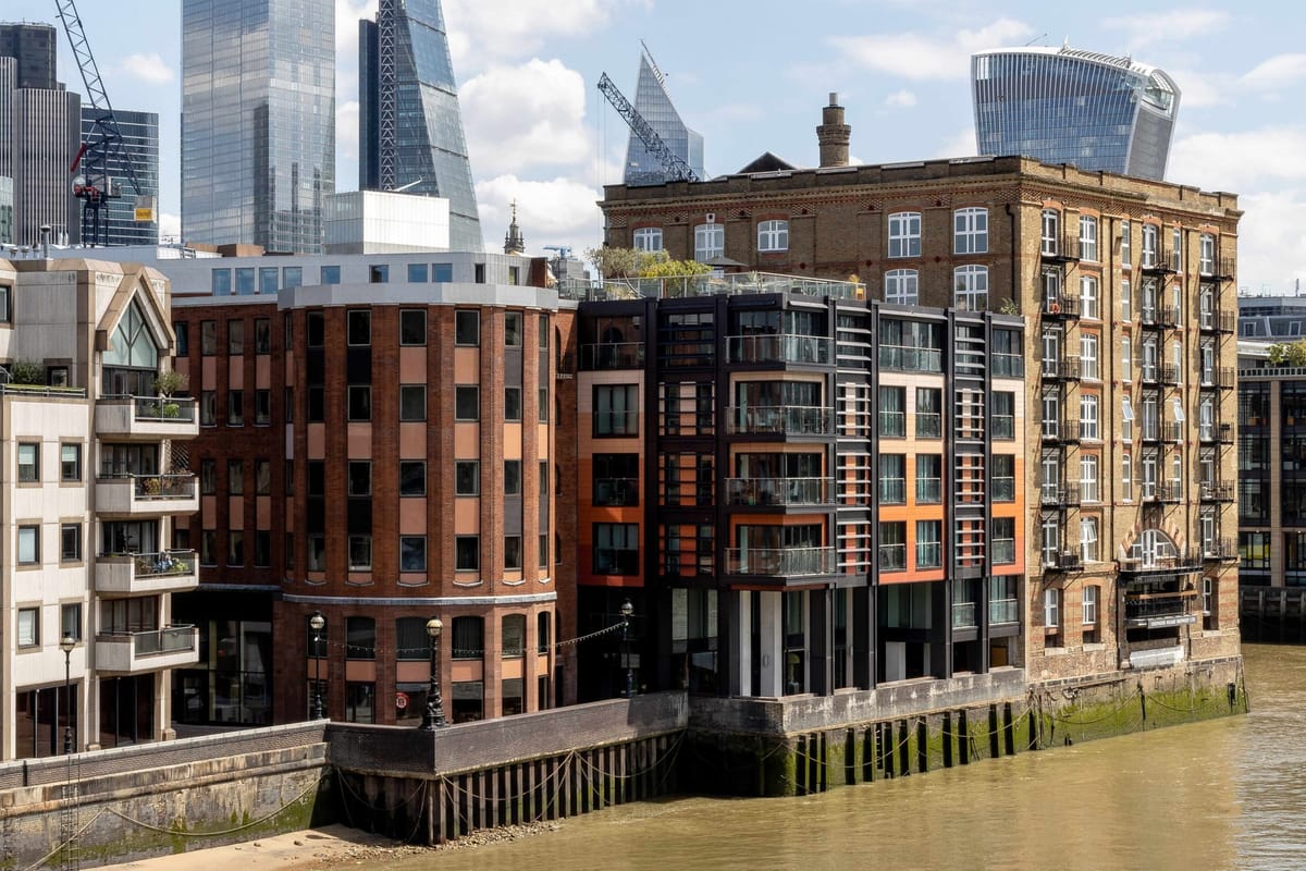 Locke at Broken Wharf Millennium Bridge — 4