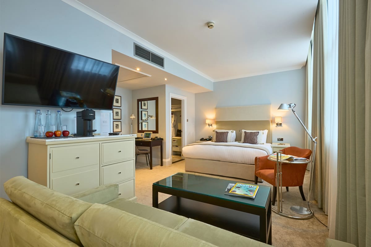 London Bridge Hotel — 3