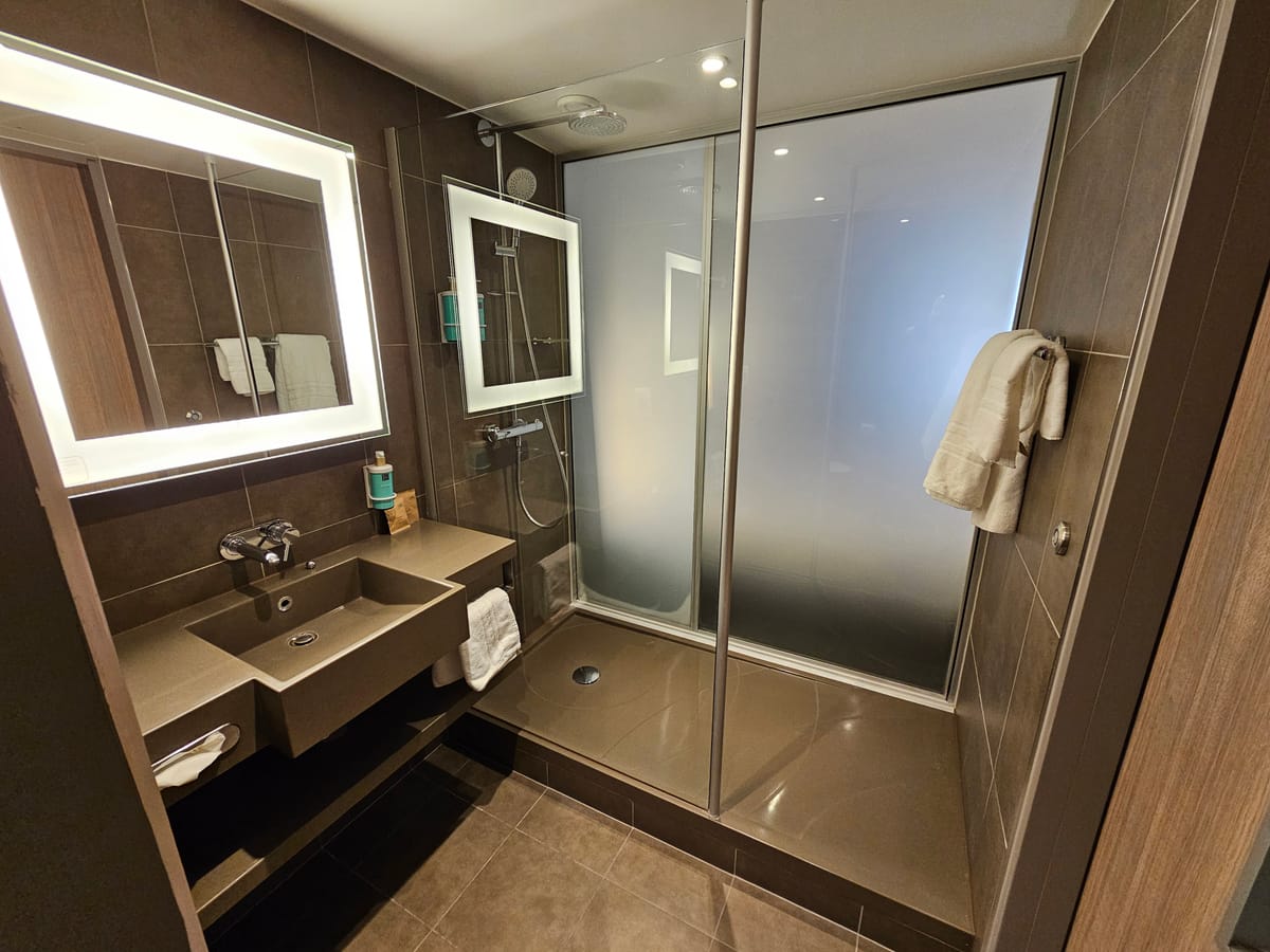 Novotel London Tower Bridge — 4