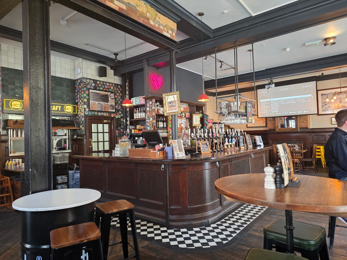 The Rose & Crown, London Bridge (PUBLOVE) — 3
