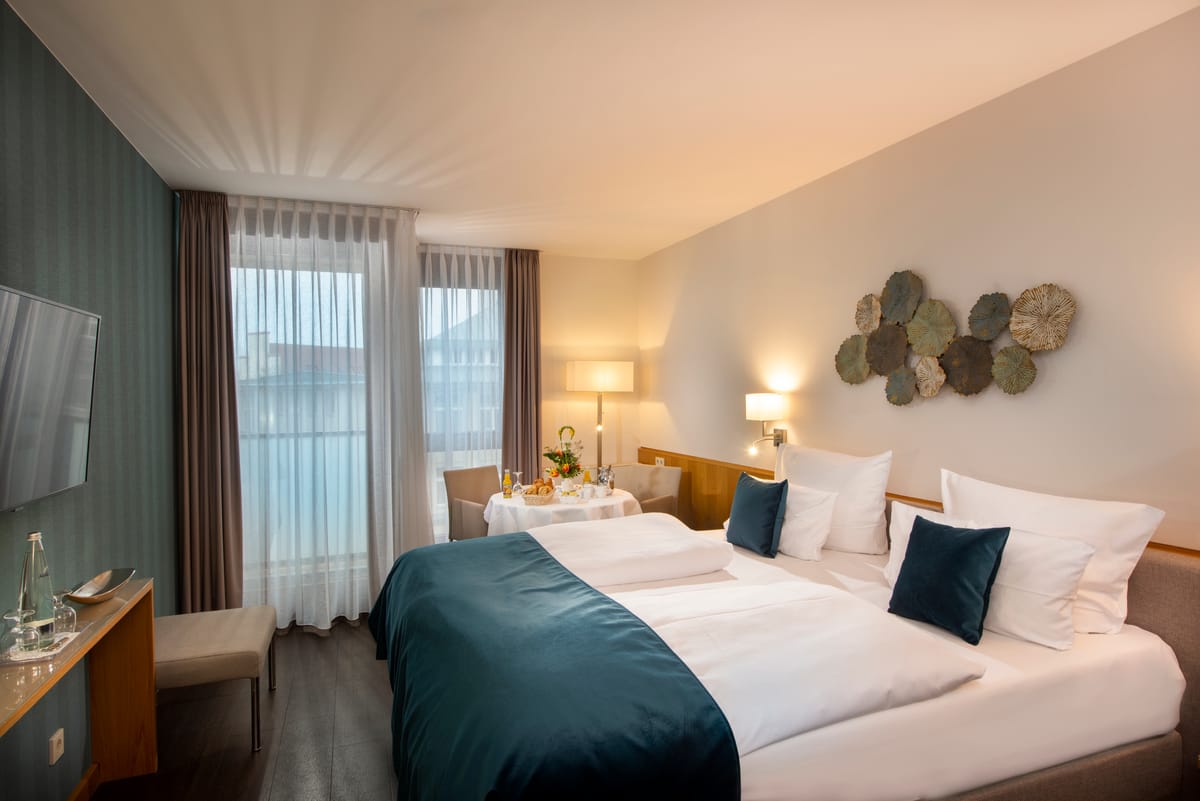 Hotel Aquino — 2
