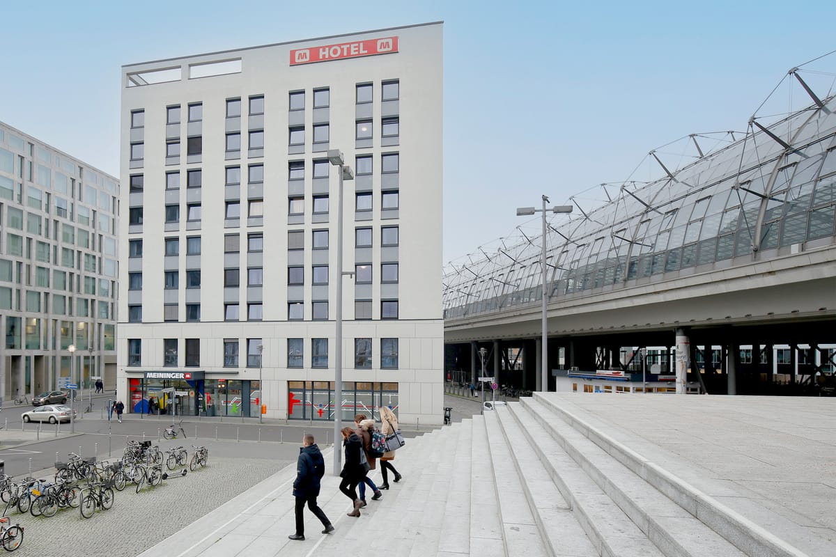 MEININGER Hotel Berlin Central Station — 5