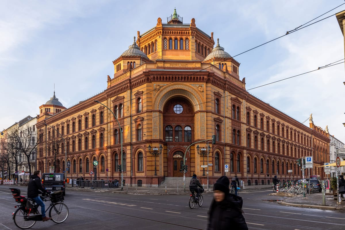 MEININGER Hotel Berlin Mitte Humboldthaus — 1