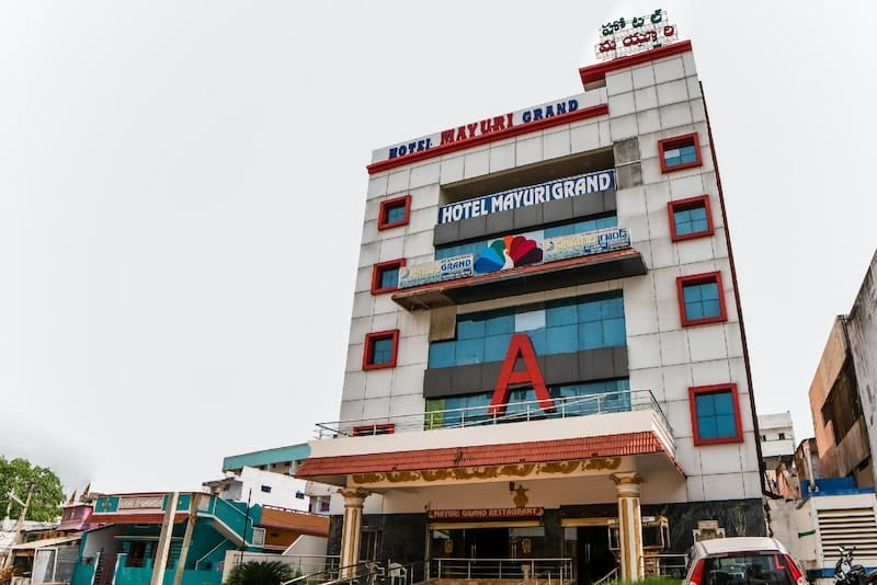 Hotel Mayuri Grand — 3