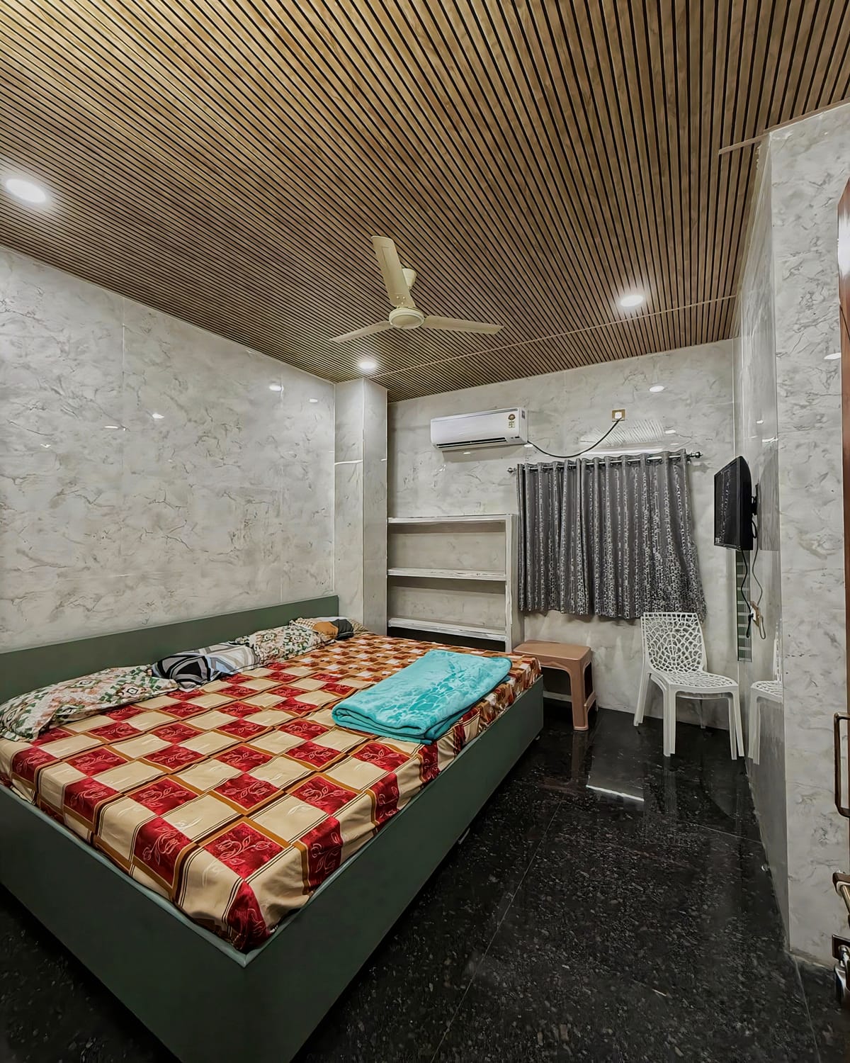 Mani Recidency & A/c convention Hall — 4