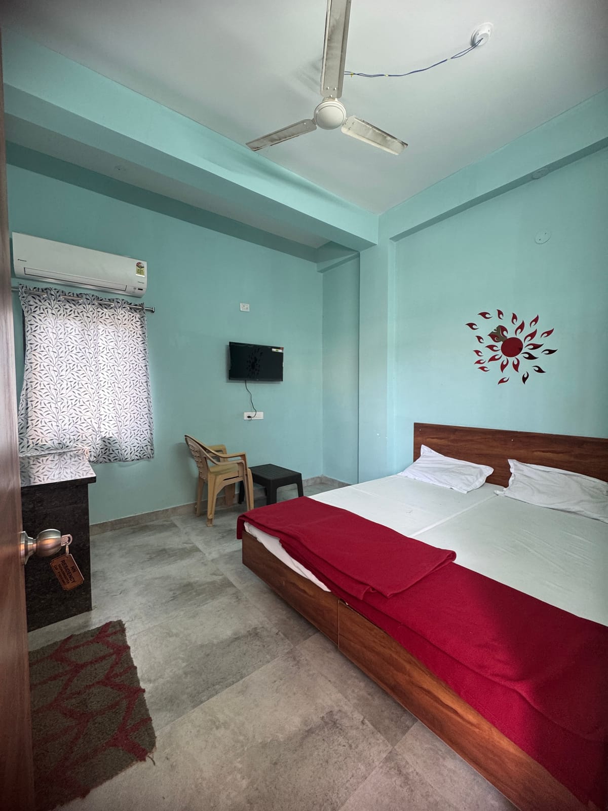 NN Hotel ( Venkatadri Lodge ) Yadagirigutta — 3