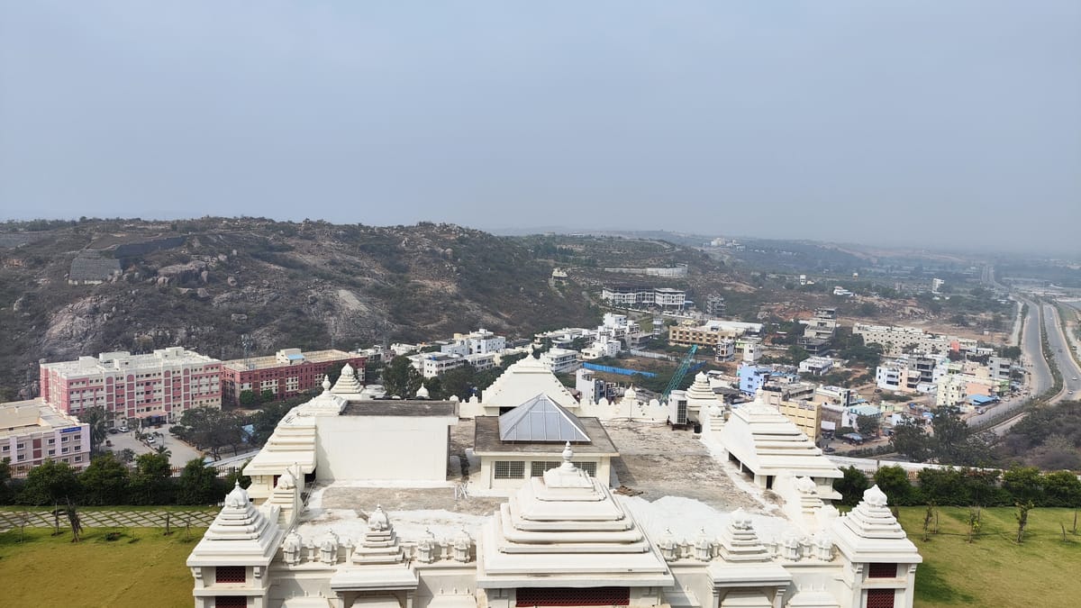 Sri Laxmi Narasimha Sadan (100 Rooms Lodge) — 1