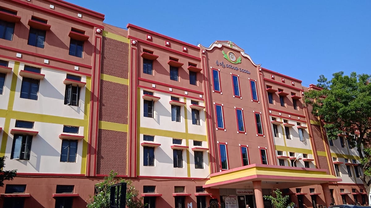 Sri Laxmi Narasimha Sadan (100 Rooms Lodge) — 3