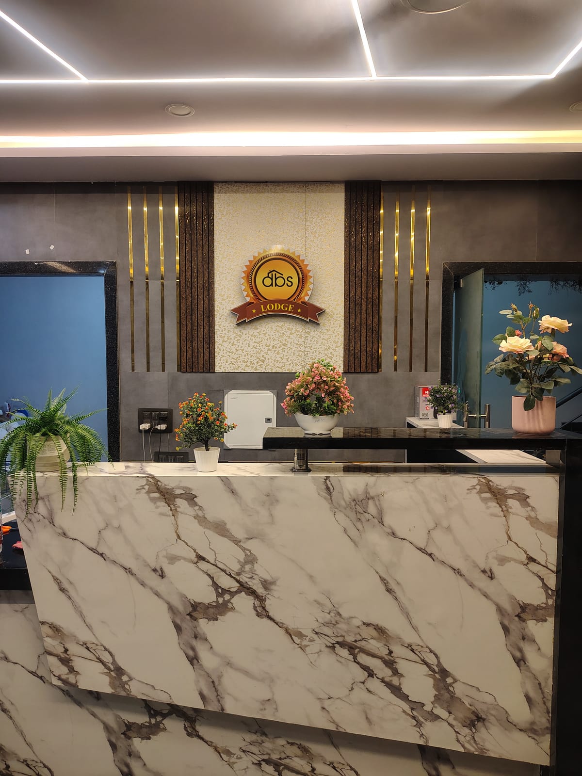 DBS LODGE — 5