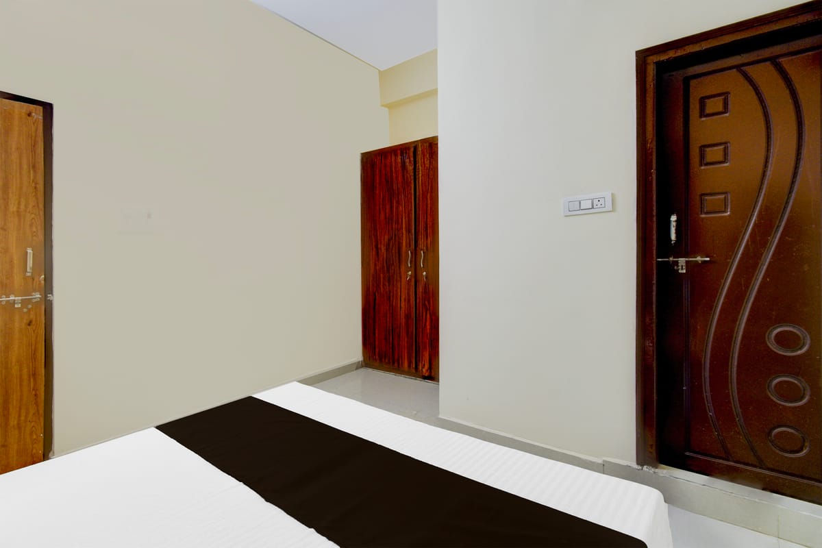Hotel O Ghatkesar Railway Junction Kakatiya Grand — 5
