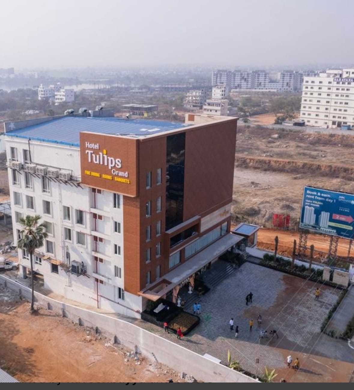 Hotel Tulips Grand — 3