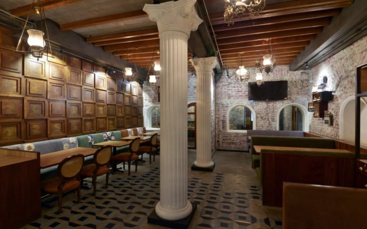 Hotel Crawford Inn — 4