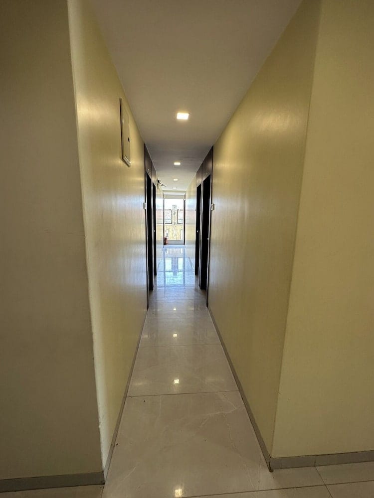 Hotel RS Regency — 3