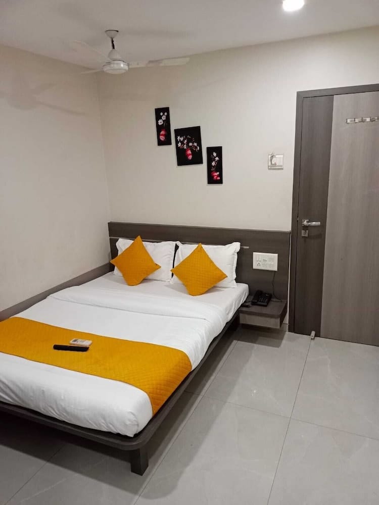 Hotel RS Regency — 5