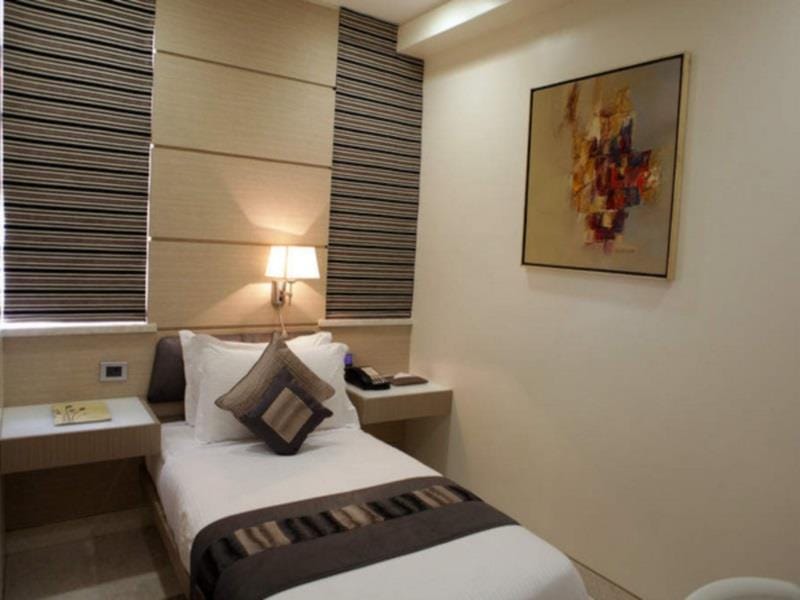 Residency Hotel Fort, Mumbai — 3
