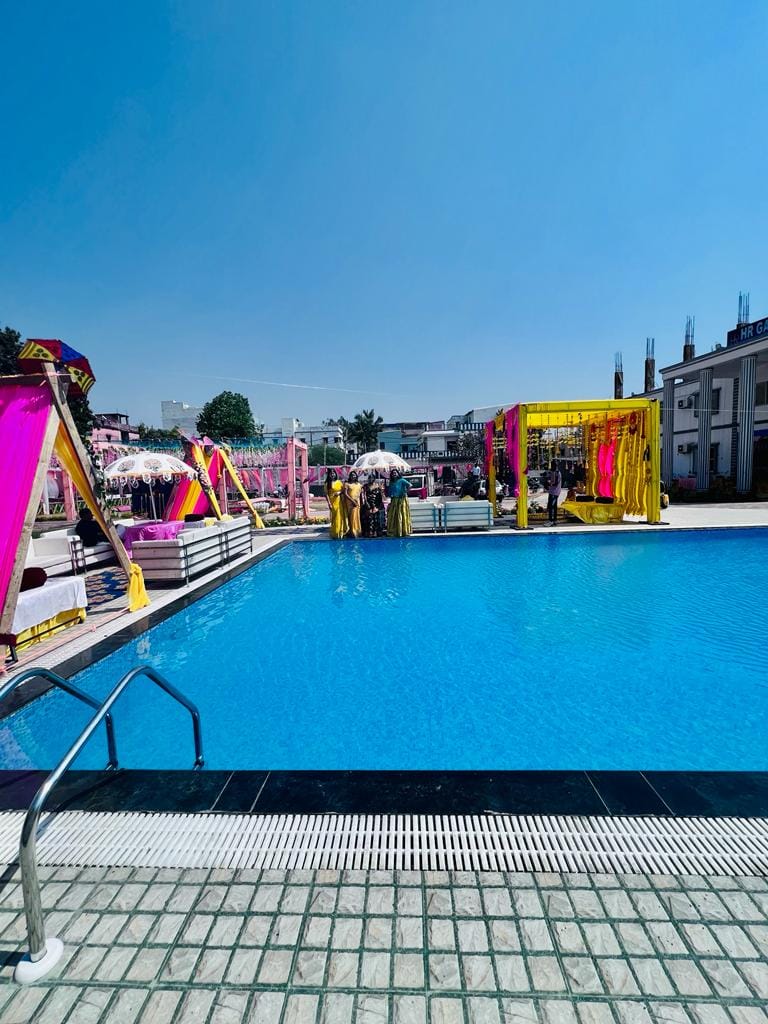 HR Garden (Hotel & Resort) — 1