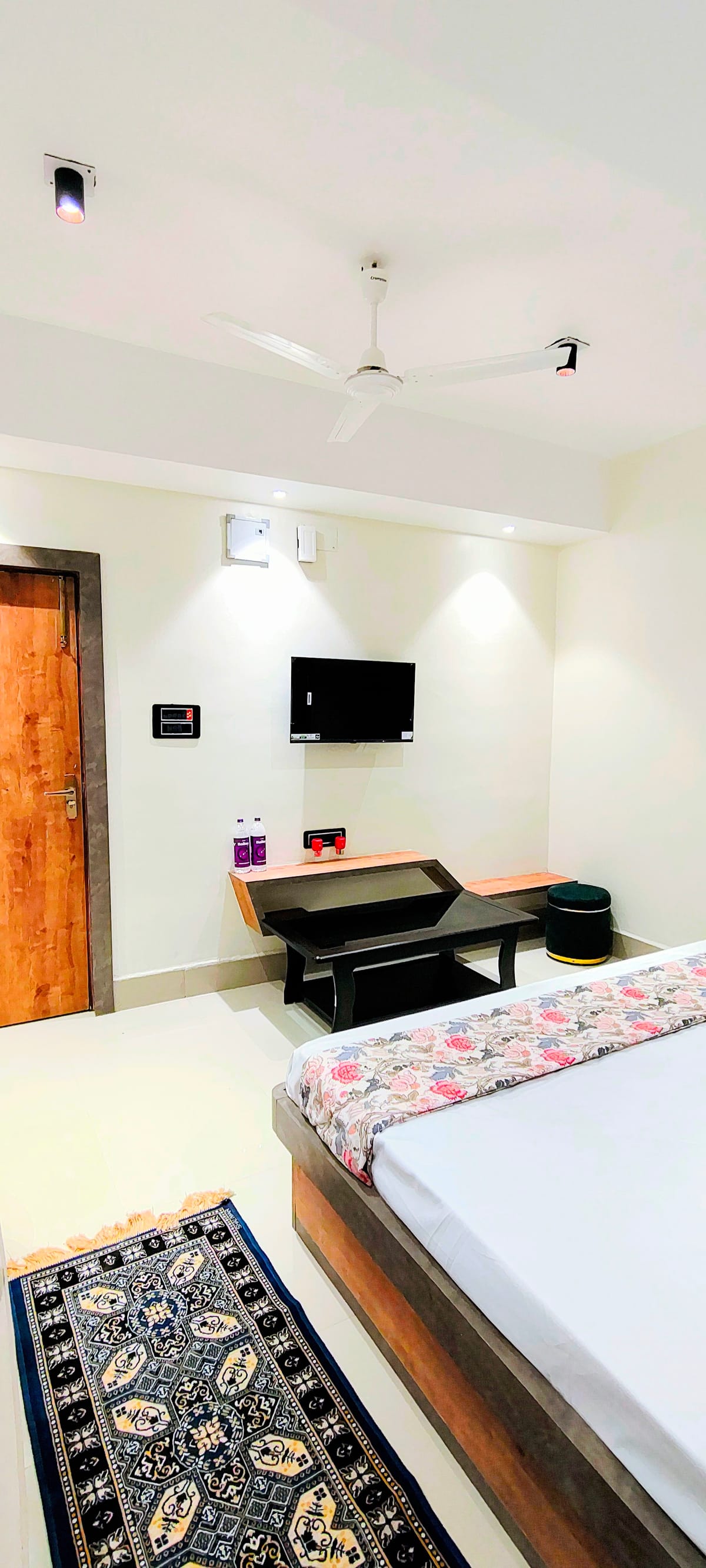 Manyavar Guest House — 5