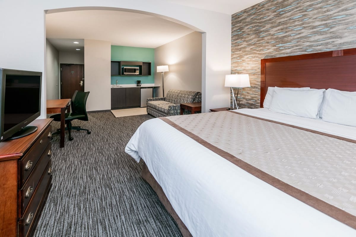 Candlewood Suites DFW Airport North – Irving, an IHG Hotel — 1