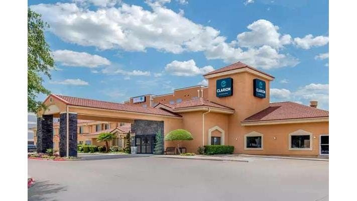 Clarion Inn & Suites DFW North — 5