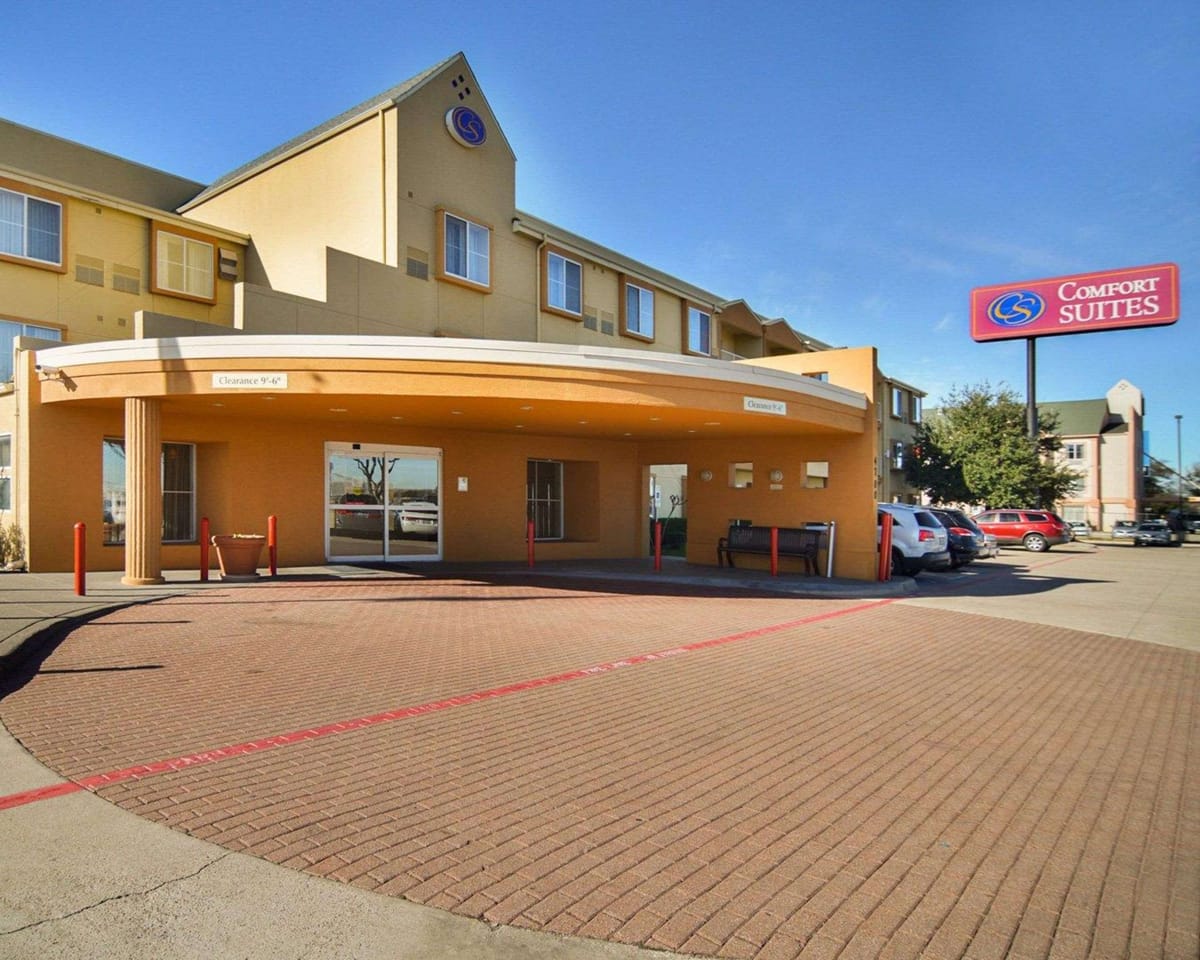 Comfort Suites DFW Airport — 5