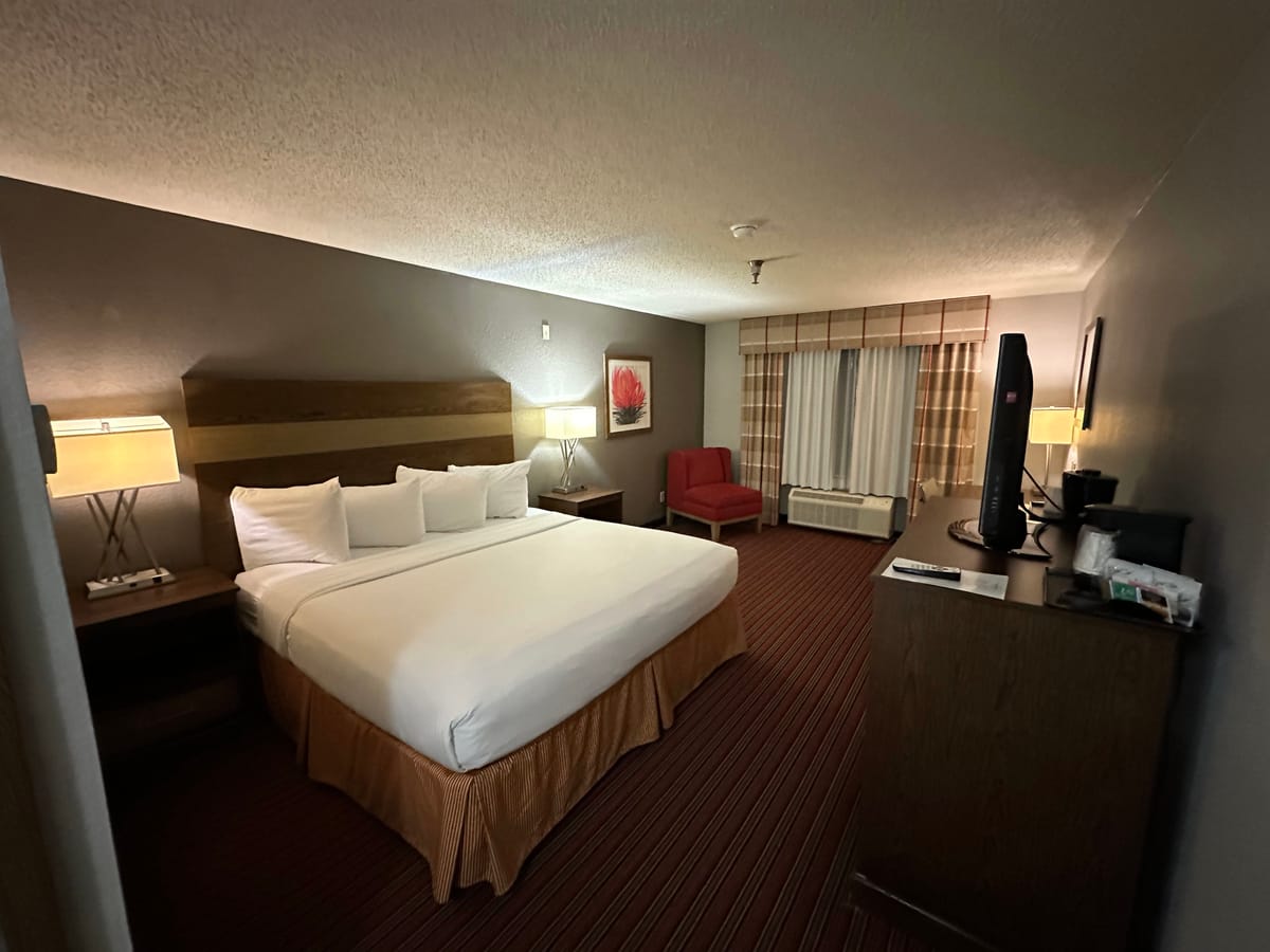Country Inn & Suites by Radisson, DFW Airport South, TX — 4