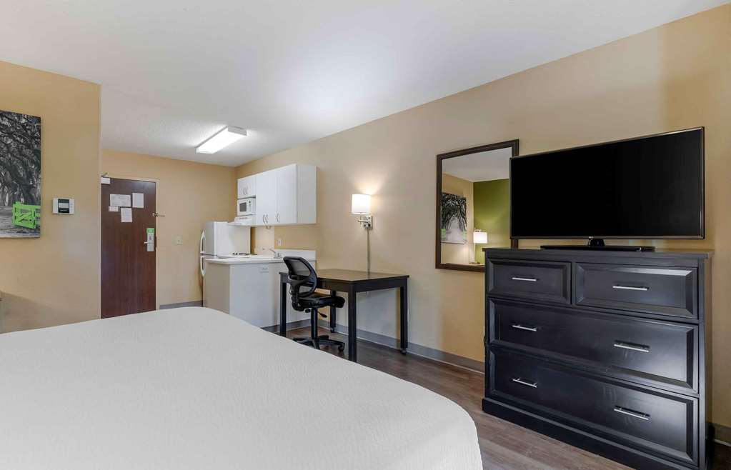 Extended Stay America Select Suites- Dallas - Las Colinas - Meadow Creek Dr.