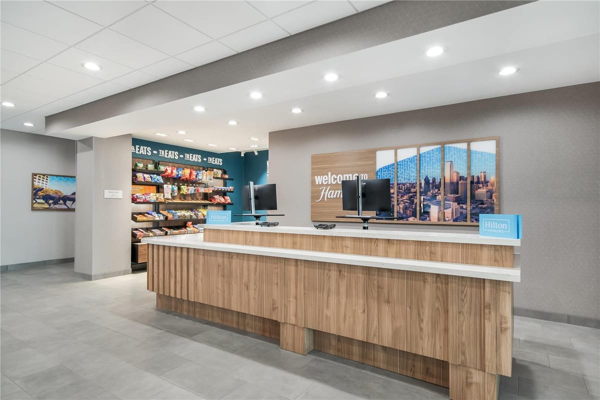 Hampton Inn & Suites by Hilton Irving DFW Airport North — 2