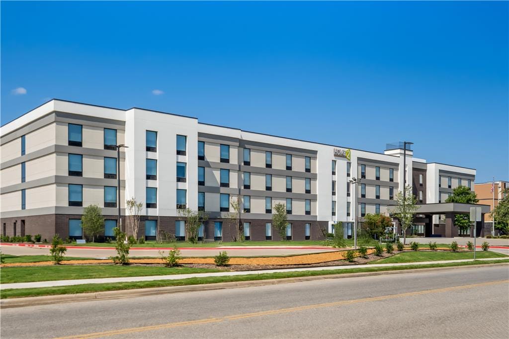 Home2 Suites by Hilton Irving/DFW Airport North — 4