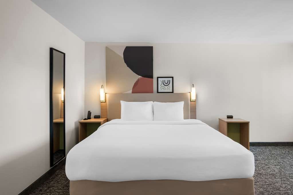 Spark by Hilton Grapevine DFW North — 2