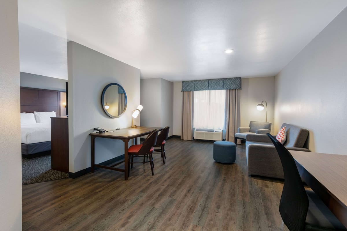 Wingate by Wyndham DFW / North Irving — 5