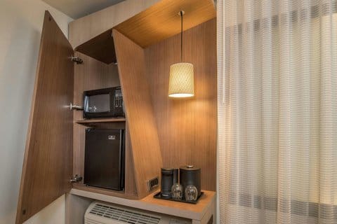 Courtyard by Marriott Irving Las Colinas — 4