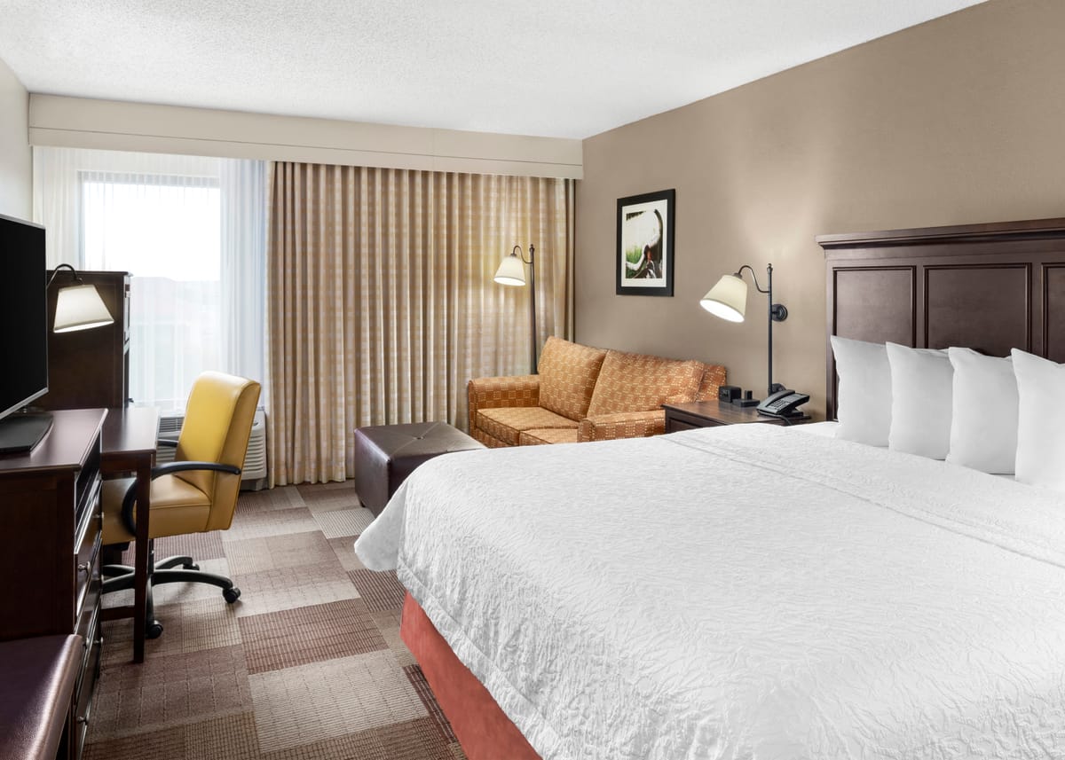Hampton Inn Dallas-Irving-Las Colinas — 2