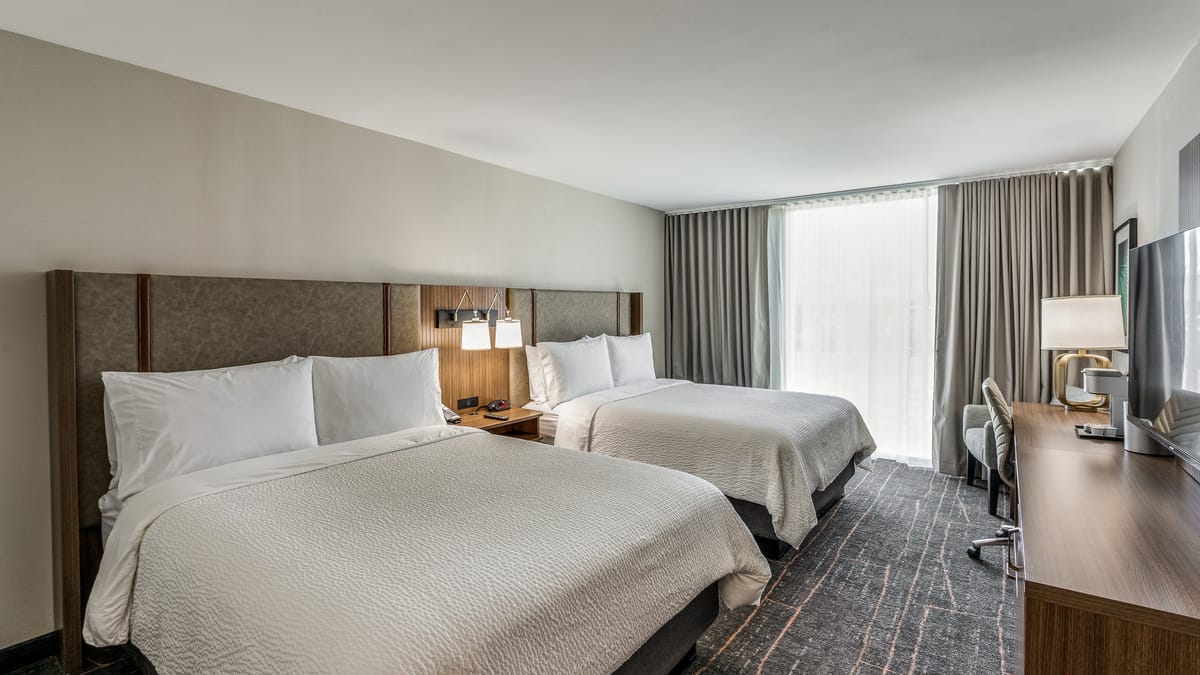 Holiday Inn Dallas Market Ctr Love Field by IHG — 2