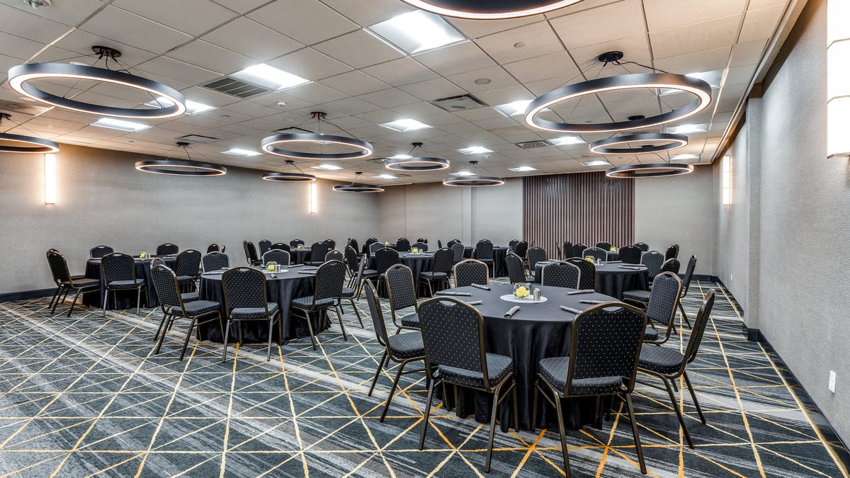 Holiday Inn Dallas Market Ctr Love Field by IHG — 5