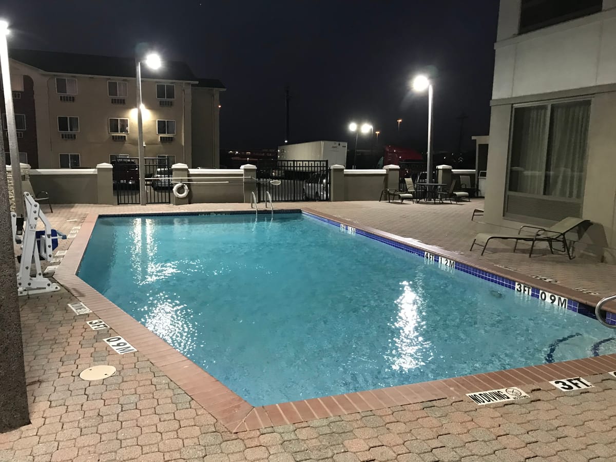 Holiday Inn Express & Suites Dallas Ft. Worth Airport South by IHG — 5