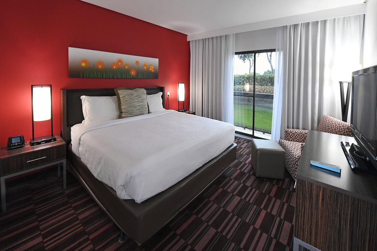 Holiday Inn Irving - Las Colinas by IHG — 1