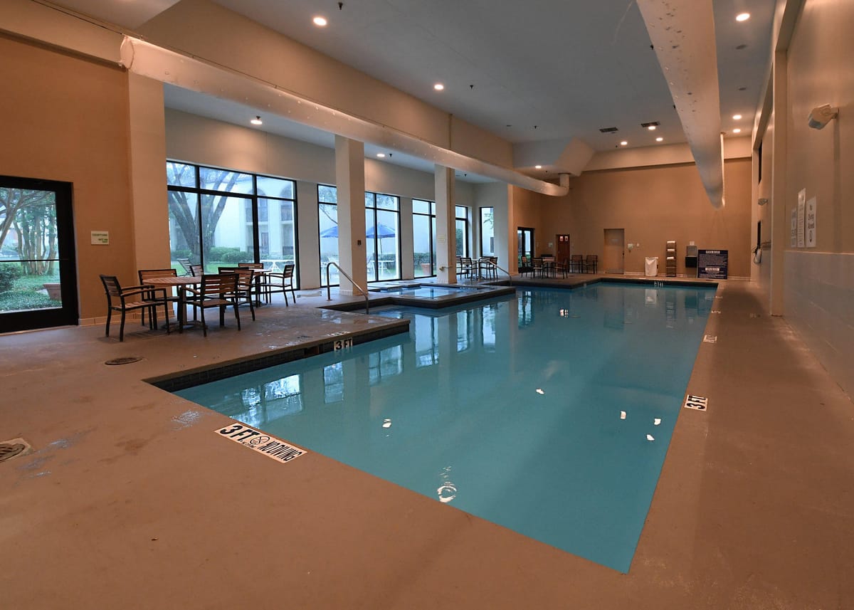 Holiday Inn Irving - Las Colinas by IHG — 4