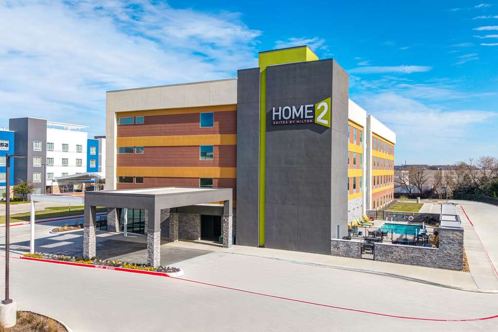 Home2 Suites by Hilton Dallas I-30 Cockrell Hill — 4