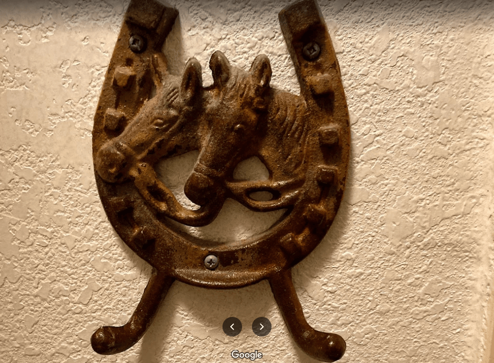 Wild Wild West Backpackers Hostel — 4