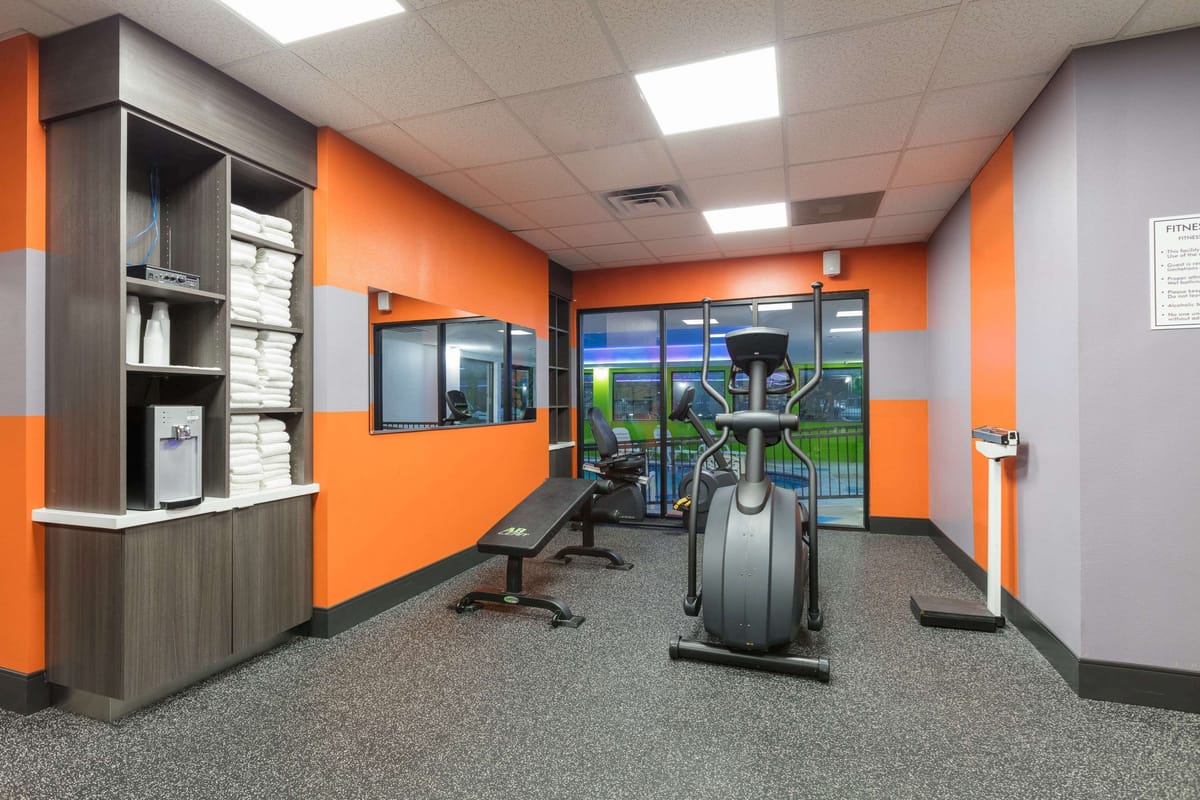 Wingate by Wyndham Dallas Love Field — 5