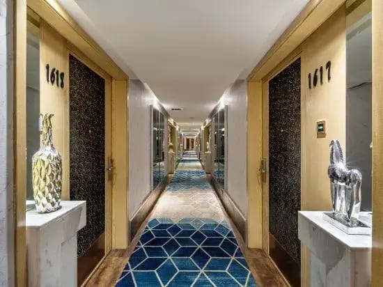 Count Garden Hotel — 2